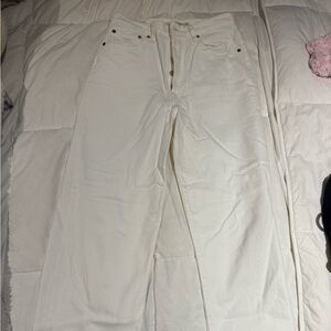 Levi White Ribcage Straight Ankle Jean